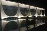 Monumento Niemeyer20060406 0024